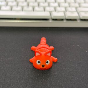 Gatito Articulado  7 cm - Juguete Divertido y Coleccionable